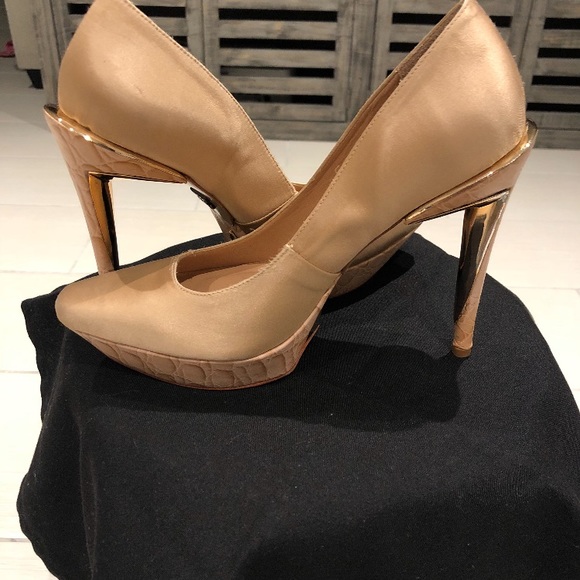 Herve Leger Nude Evita Pumps - Picture 5 of 8